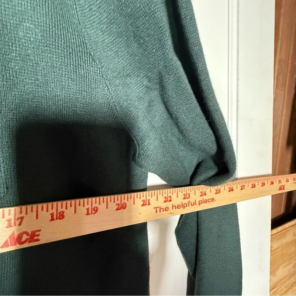 Abercrombie & Fitch Henley Sweater Long Sleeve Green with Navy Blue Trim XL NWT